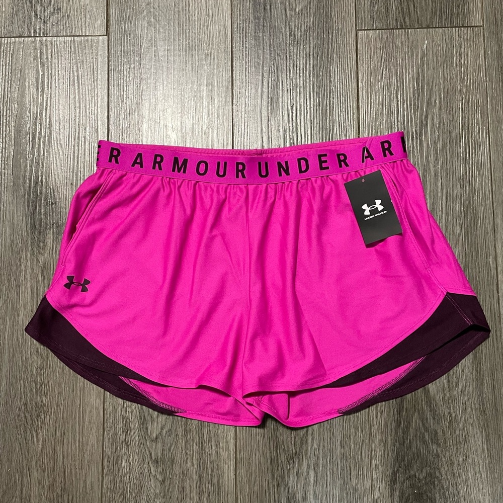 Womens NWT Under Armour Shorts